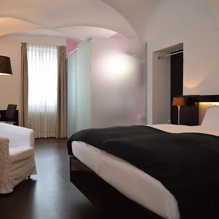 Boutique La Rinascente Szálloda 3*