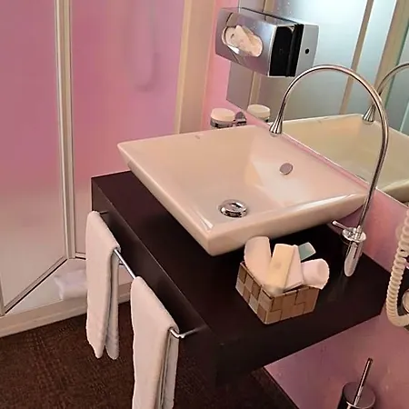 Boutique La Rinascente Отель