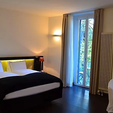 Boutique La Rinascente Отель Локарно